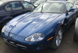 F. Jaguar XK, XK8, XKR 4.0 V8 1996-2002